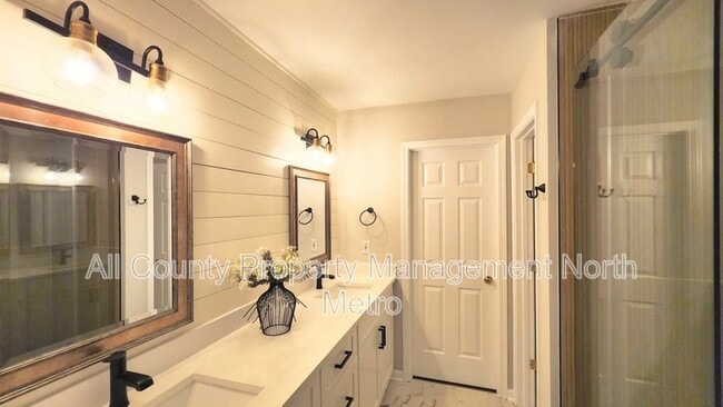 Building Photo - 11225 Wittenridge Dr