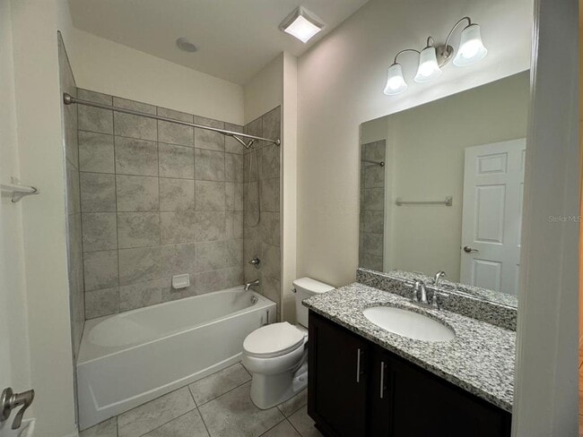 Building Photo - 167 Baytree Dr