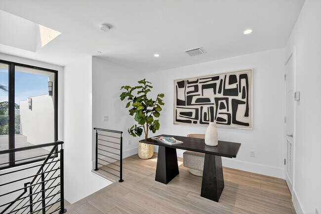 Building Photo - 204 Osceola Park Ln