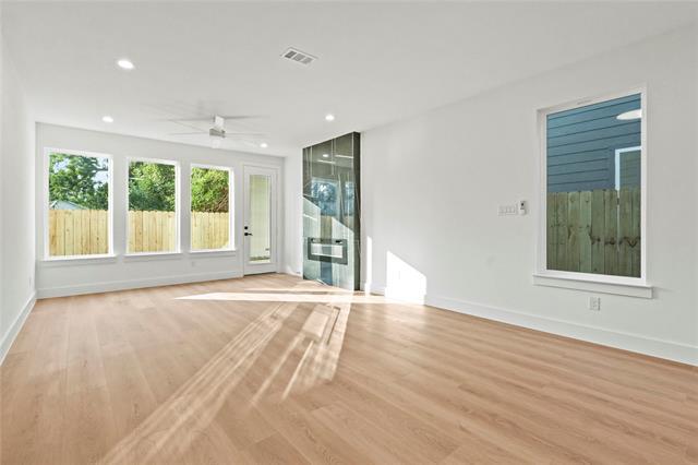 Building Photo - 2521 Bethurum Ave