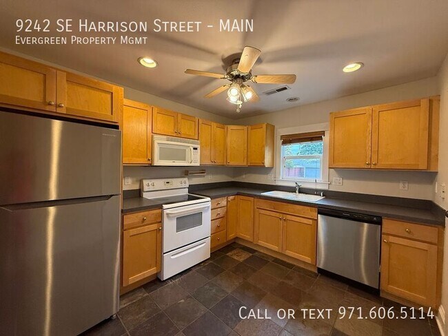 Building Photo - 9242 SE Harrison St
