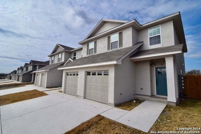 Building Photo - 6419 MELANZANE AVE