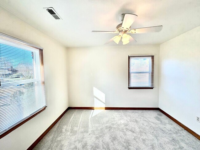 Building Photo - 5312 Ridgerun Terrace