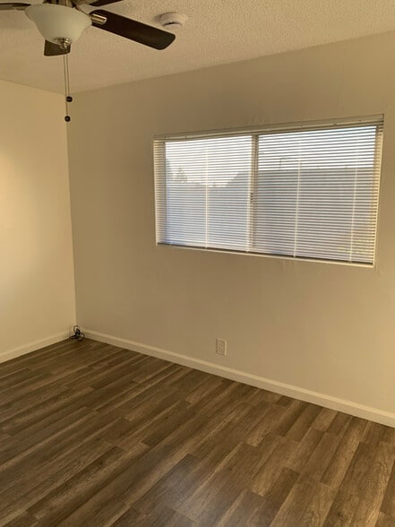 Building Photo - 1070 Gardenia Ave