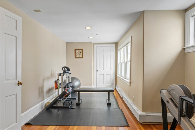 Building Photo - 239 Foreside Rd