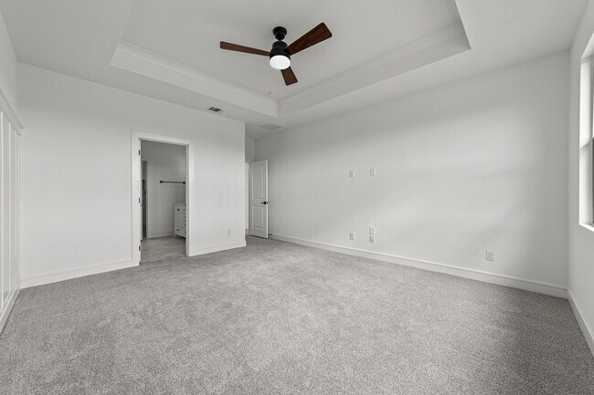 Building Photo - 512 Sunflower Trl