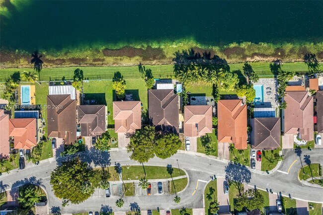 Building Photo - 12101 SW 135th Terrace