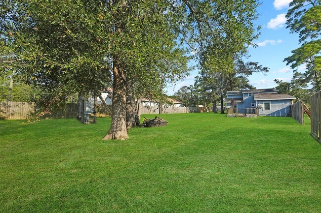Building Photo - 16730 Springfield Dr
