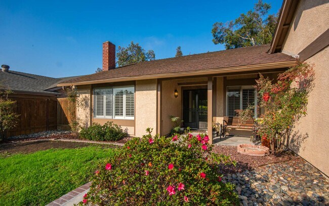 Building Photo - Fully Remodeled 3BD/2BA in Carlsbad