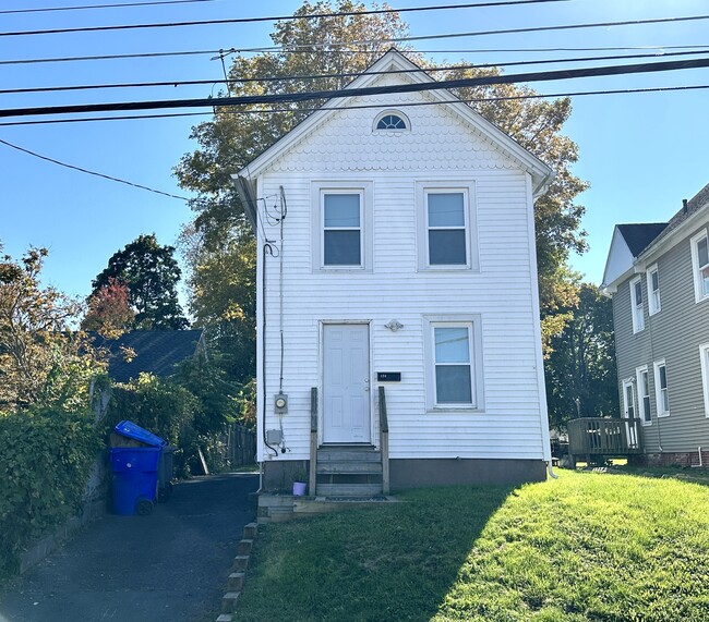 Primary Photo - 124 High St
