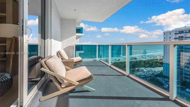 Building Photo - 102 24th St