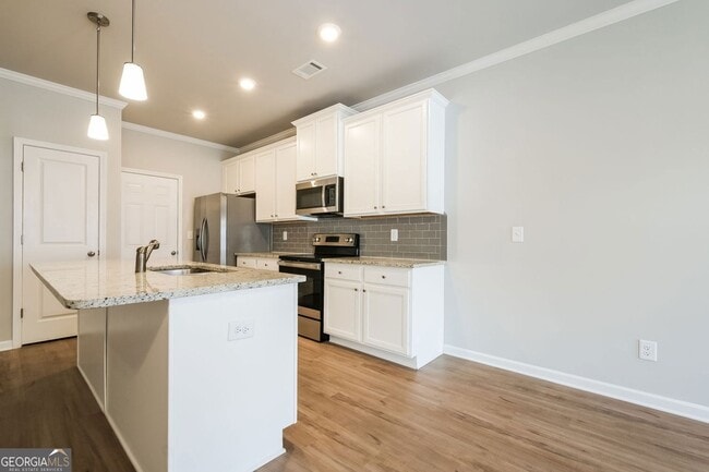 Building Photo - 5350 Fox Den Rd