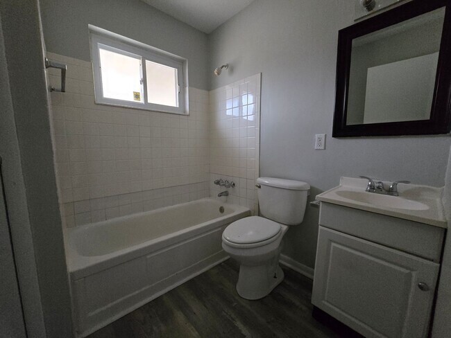 Building Photo - 3823 Iberis Ave