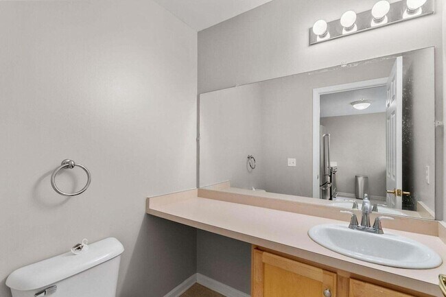 Building Photo - 2777 Barclay Way