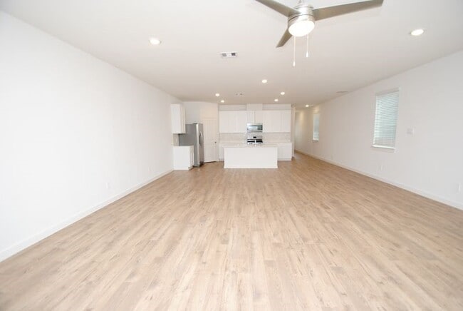 Building Photo - 3555 Adelie Ln