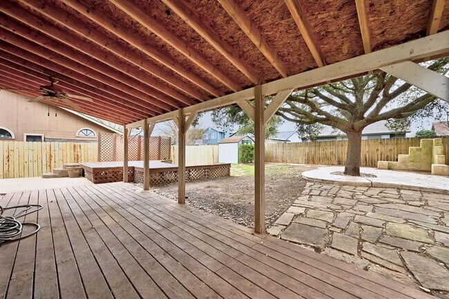 Building Photo - 4601 Manzanillo Dr