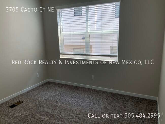 Building Photo - 3705 Cacto Ct