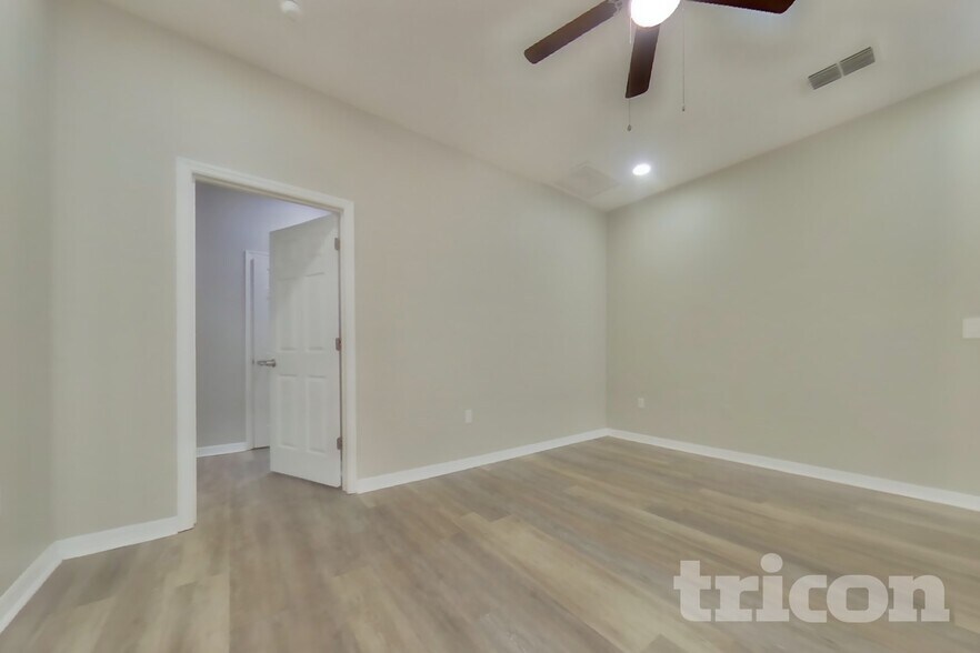 Building Photo - 408 Idlewild Ave
