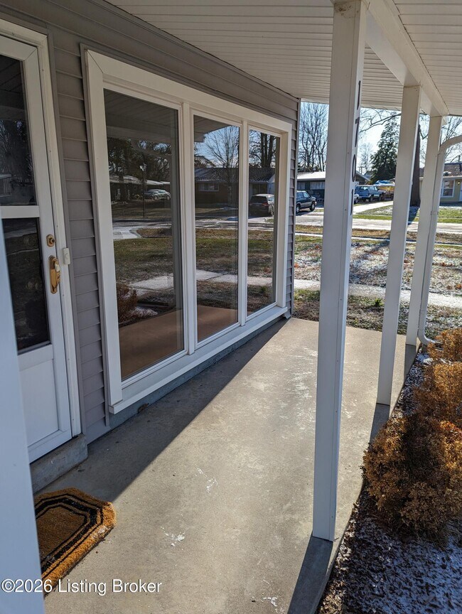 Building Photo - 1701 Brentmoor Ln