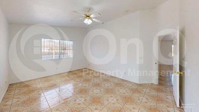 Building Photo - 2152 W Burlwood Way