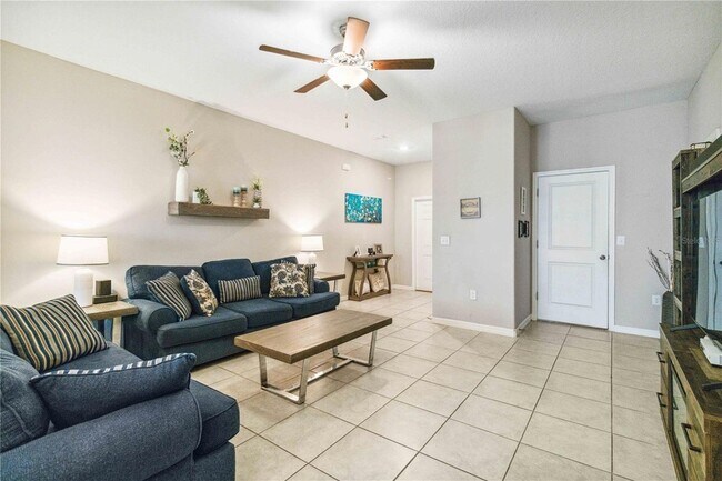 Building Photo - 14339 Easy Goer St