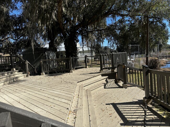 Building Photo - 10090 SE 106th Ln