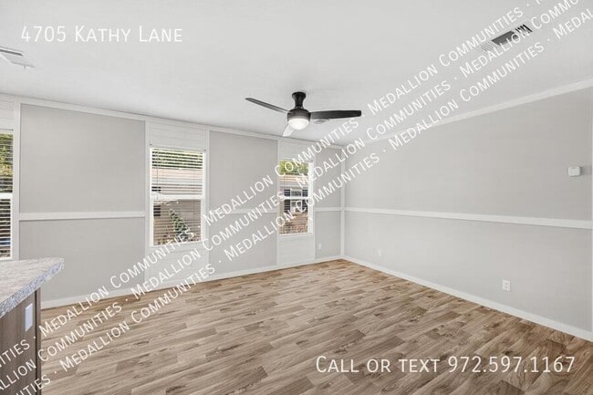 Building Photo - 4705 Kathy Dr