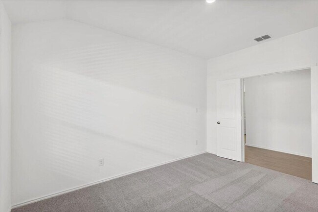 Building Photo - 221 Rodney Boat Rd