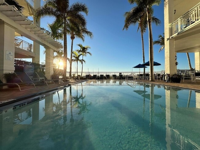 Building Photo - 975 NW Flagler Ave