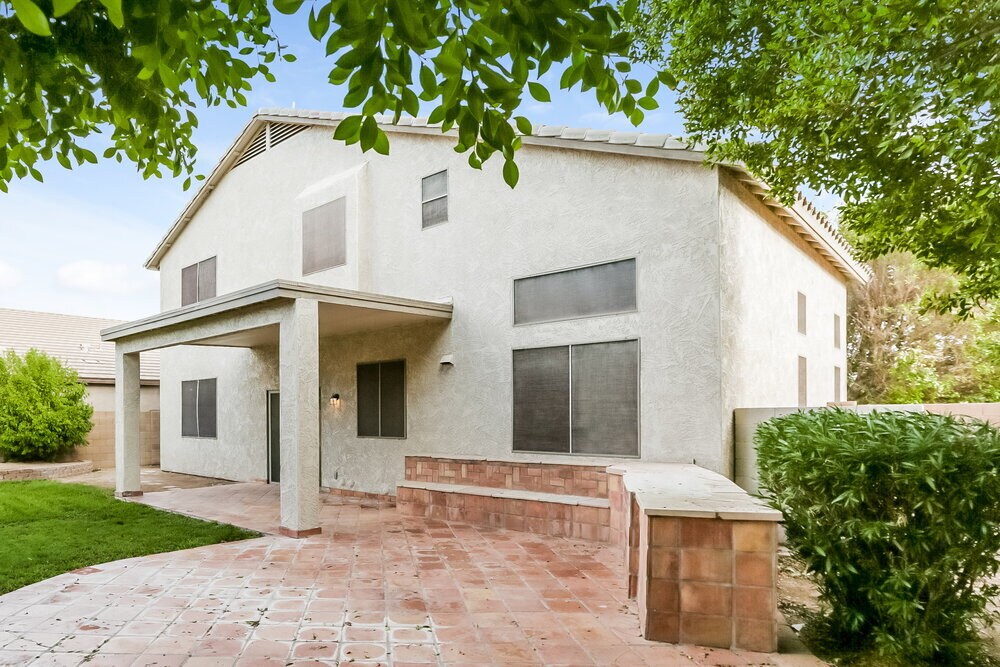 Building Photo - 9243 W Salter Dr