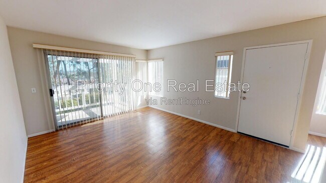 Building Photo - 669 Diamond Way