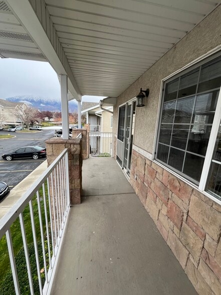 Balcony - 1063 W 1360 S