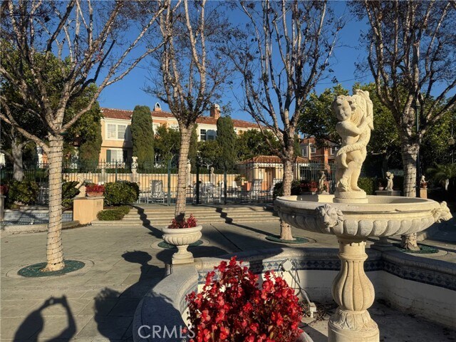 Building Photo - 9 Torrigiani Aisle