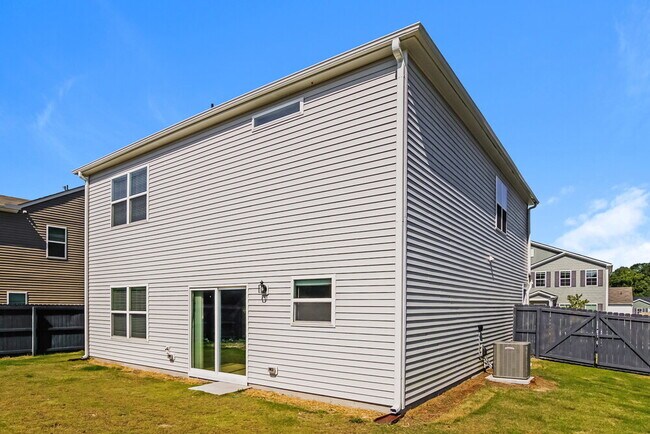 Building Photo - 5260 Calhoun Pl
