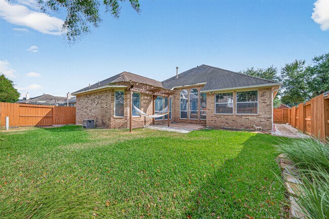 Building Photo - 27210 Sable Oaks Ln