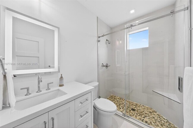 Building Photo - 146 Mockingbird Rd