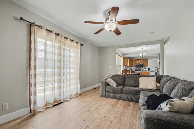Building Photo - 51222 Crooked Oak Dr