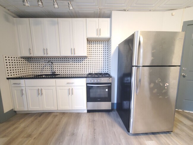 Unit 2L - 708 Broadway