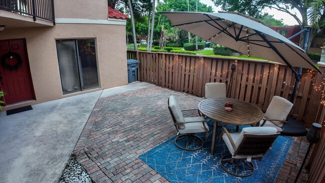 Building Photo - 8050 Severn Dr