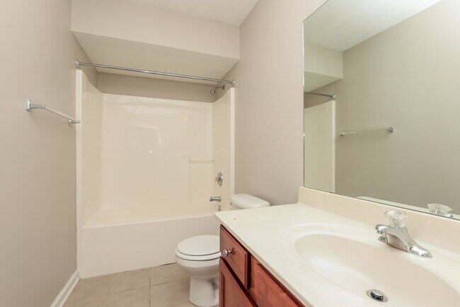 Building Photo - 3404 Whitesail Ct