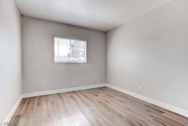Building Photo - 1810 Bartoli Dr