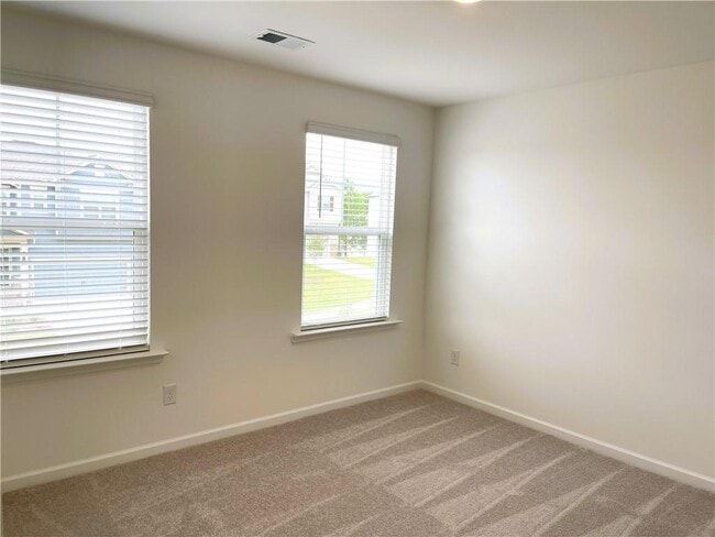 Building Photo - 290 Rivulet Dr