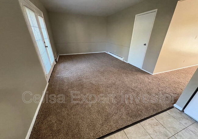 Building Photo - 4611 Dutchess Ln