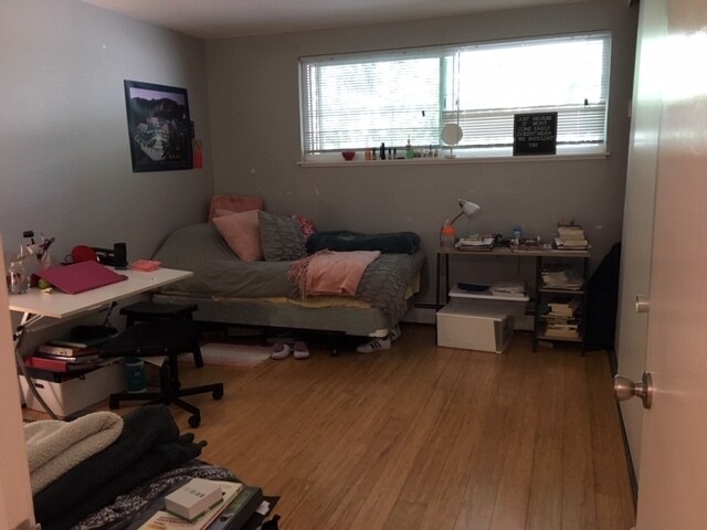 Main bedroom downstairs(seen here as shared 2 person room) - 2619 Etna St