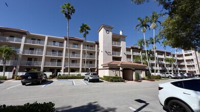 Building Photo - 6121 Pointe Regal Cir