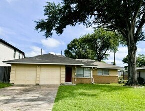 Building Photo - 7406 Janak Dr