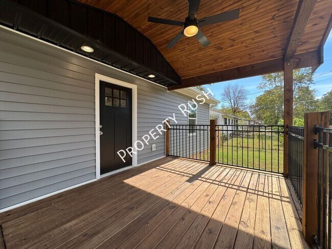 Building Photo - 8430 Springfield Rd