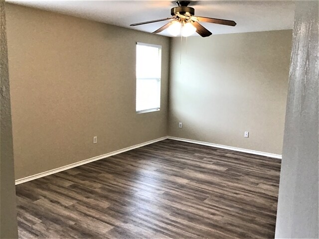 Building Photo - 1620 Baxter Springs Dr