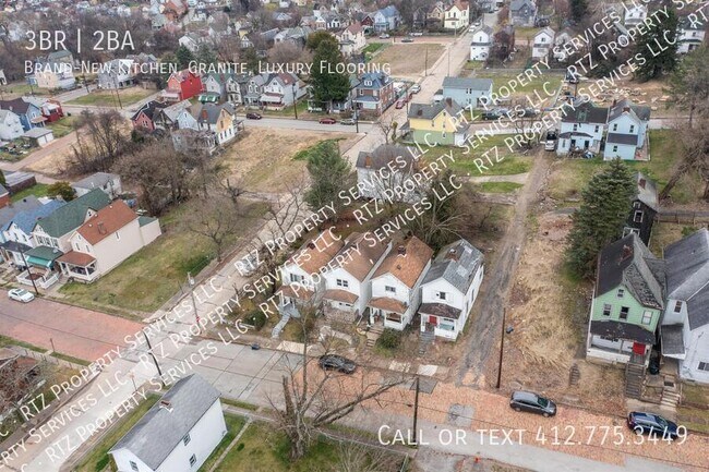 Building Photo - 1805 Flagler St