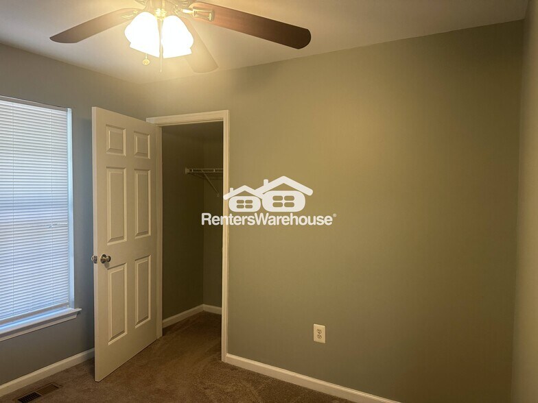 Building Photo - 5613 Harvey Ct